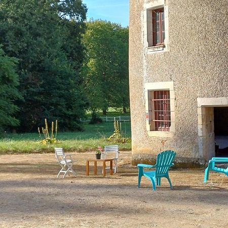 Chambre Dans Tour Du 15Eme Siecle Mauvieres 外观 照片